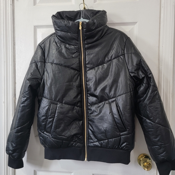 Sofia Jeans by S VERGARA Women's  Chevron stitched  puffer jacket /Black - Picture 2 of 10